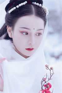 被困火场，女友拼死救白月光的狗