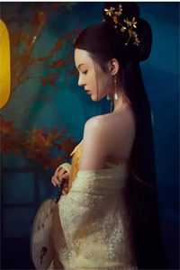 破产后，前朋友成为财富榜女总裁