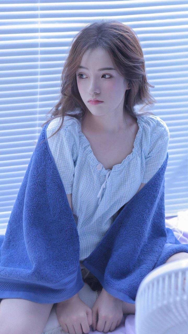 从此良夜怕登楼