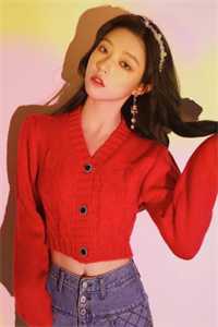 保姆女儿夺取千金身份后，朝我跪地求饶