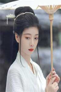双童养夫为了讨好私生女，将我女儿人体剪彩拍卖