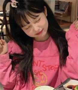 替身离婚后，秒变万人迷